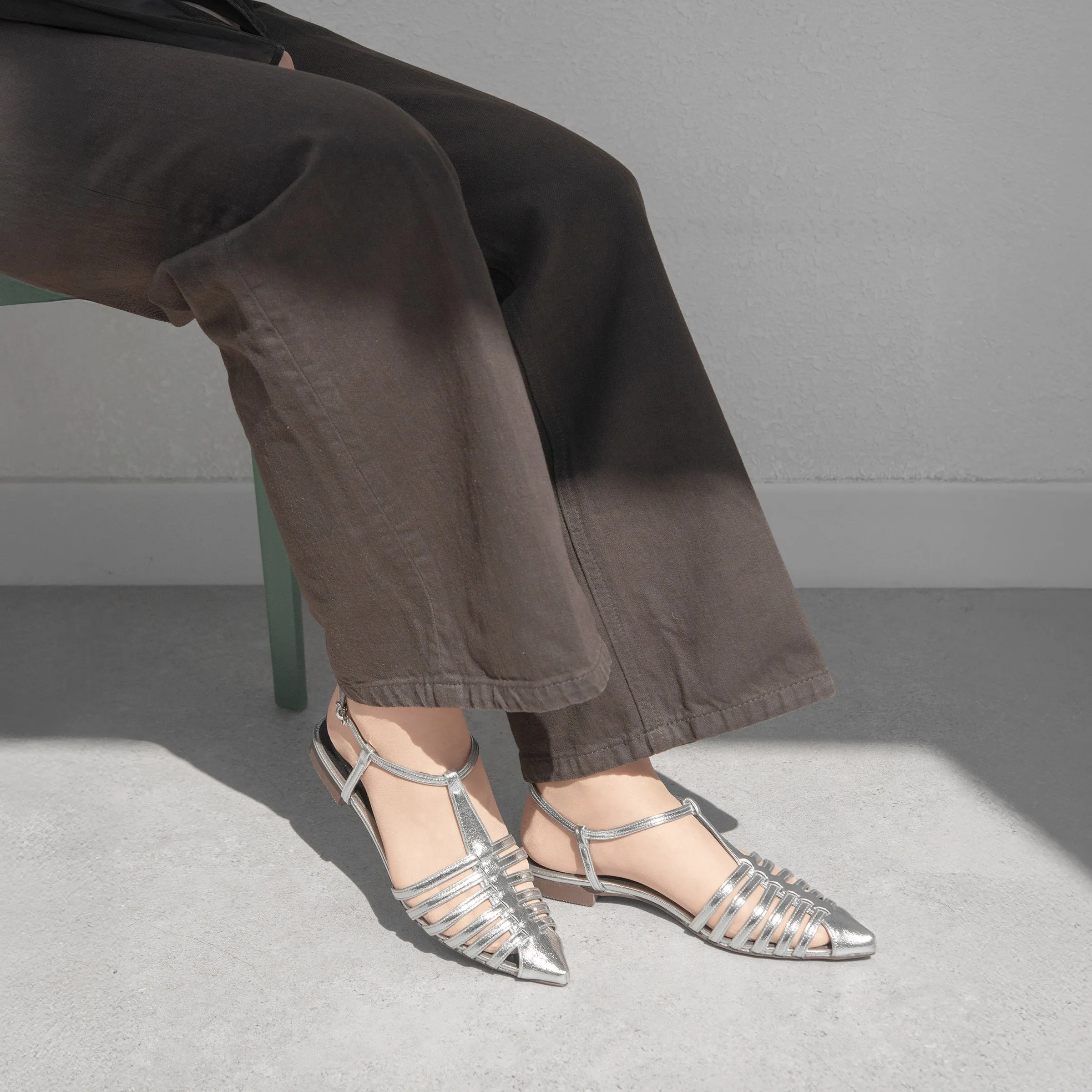 10% OFF: 2024SS: Pointed Toe Gurkha Sandals (m17008) Silver