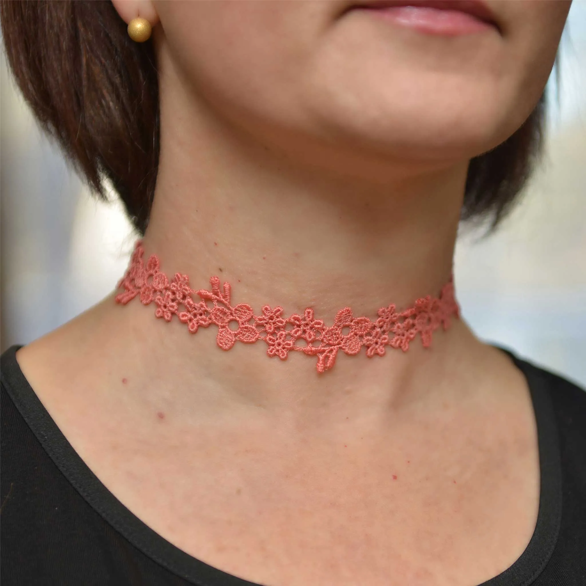 Astrid Daisy Lace Choker Necklace in Coral Pink