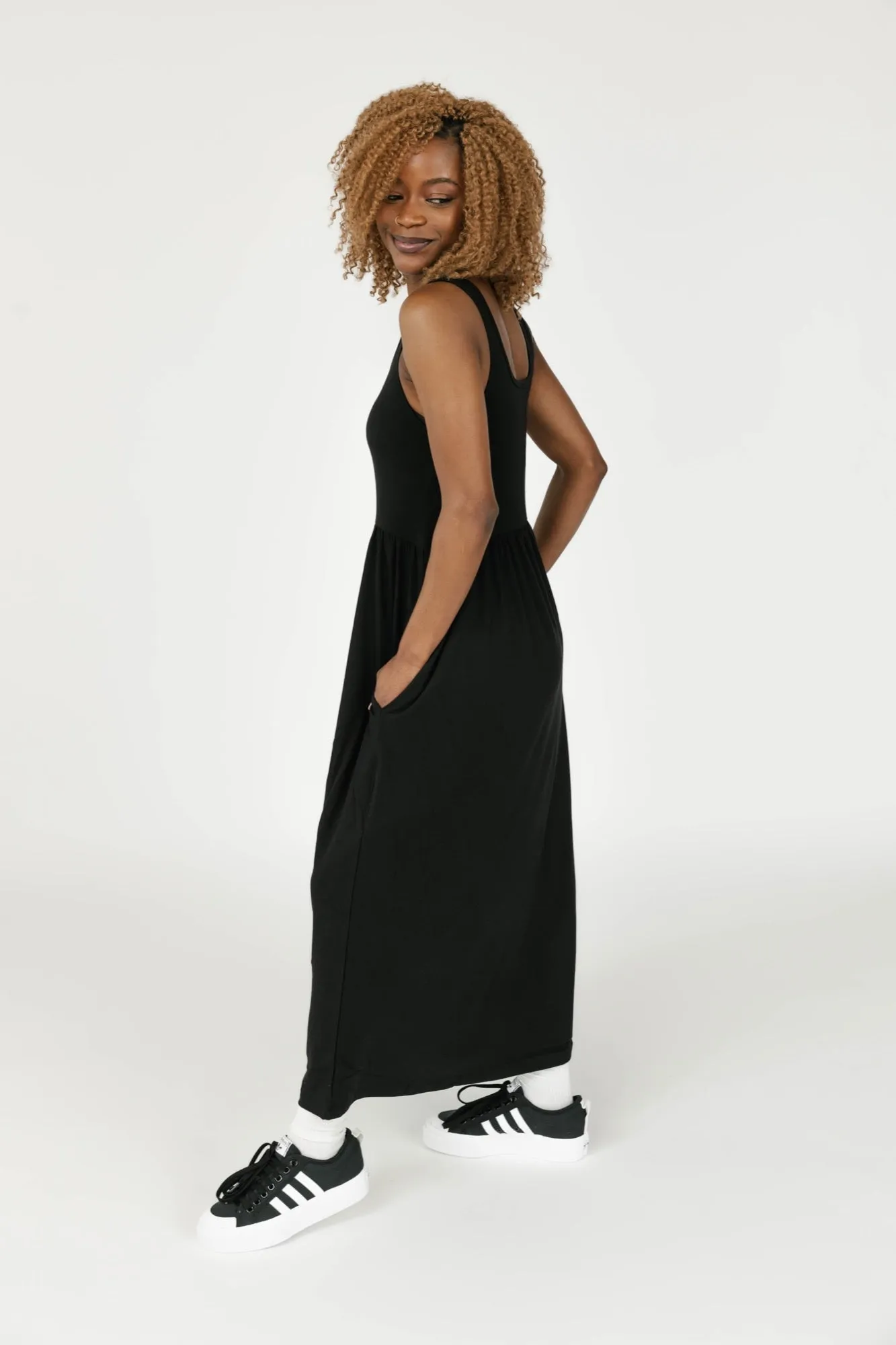 Camille Midi Dress in Midnight Black