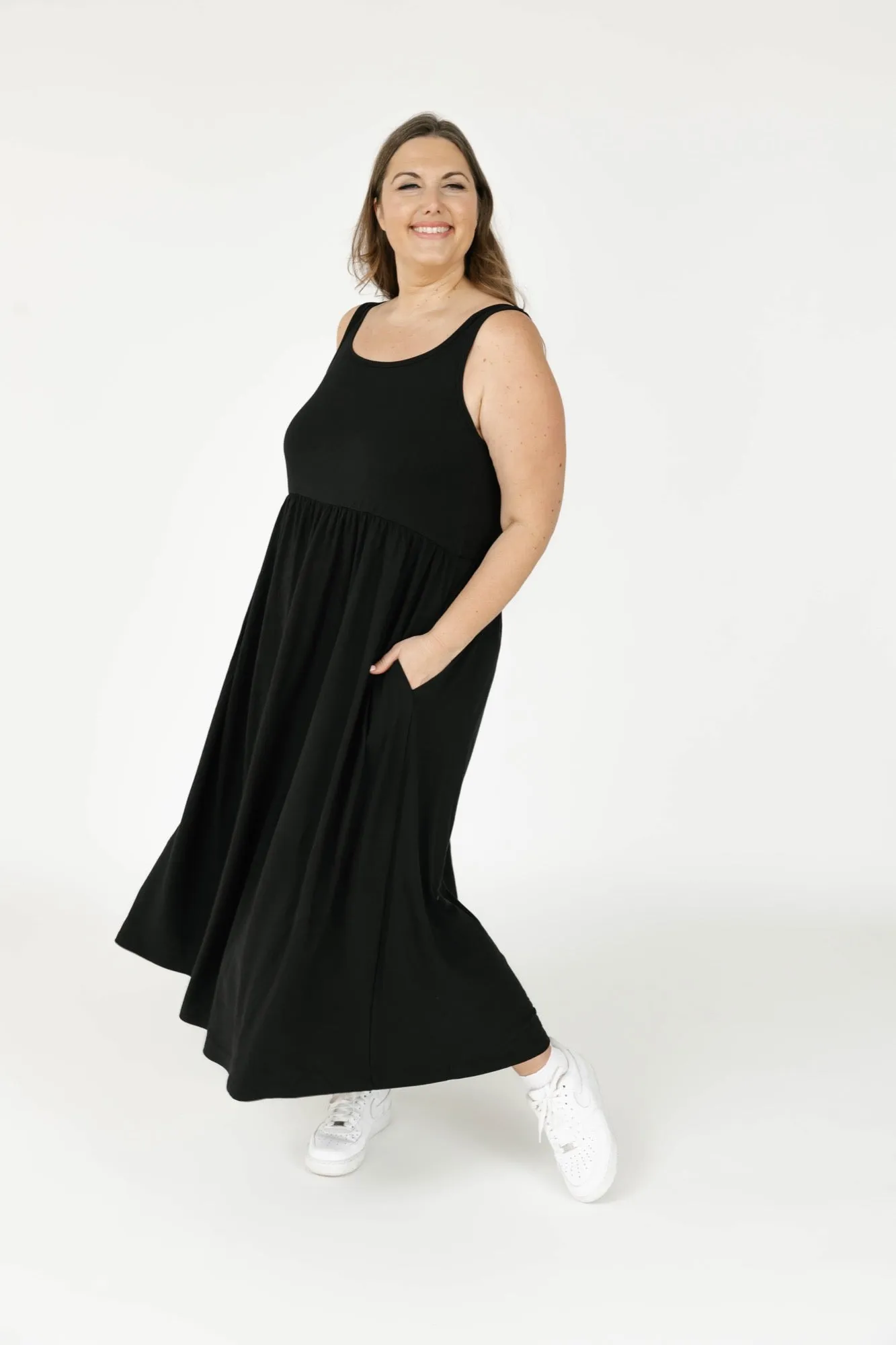 Camille Midi Dress in Midnight Black