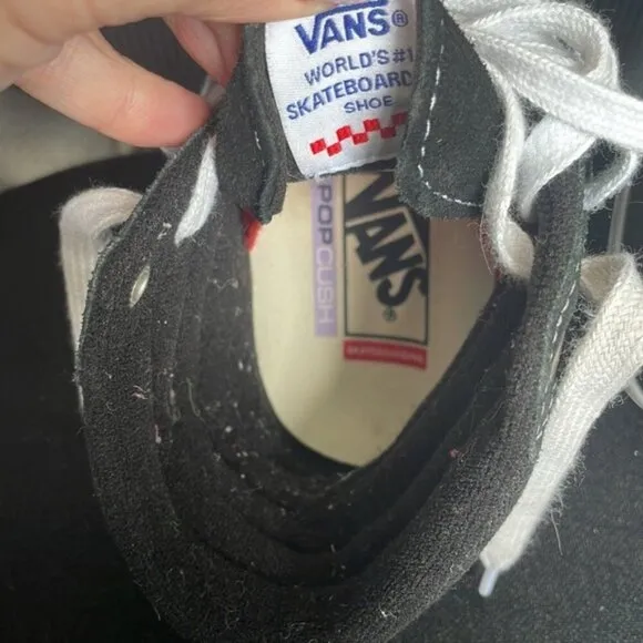 EC Vans Black and White SK8-HI SHOE - Size 5
