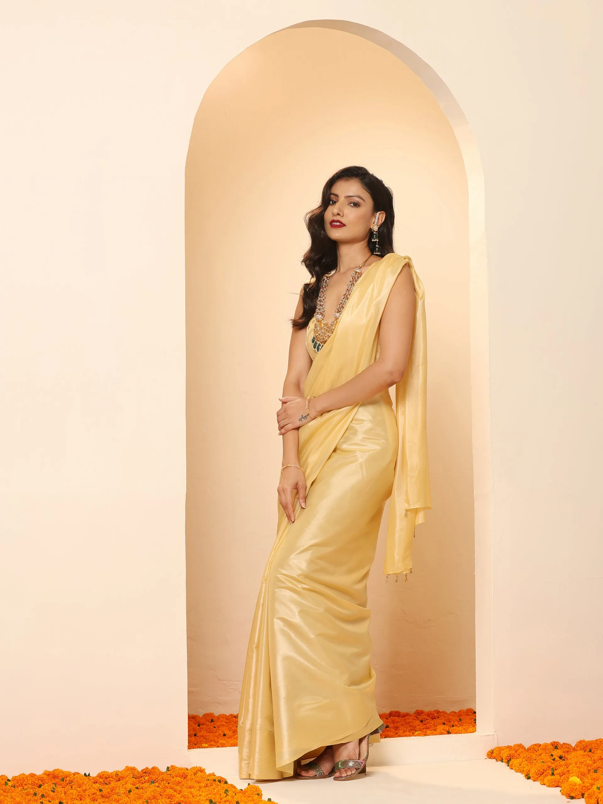 Flax Yellow Silken Saree with Jacqaurd Blouse Fabric