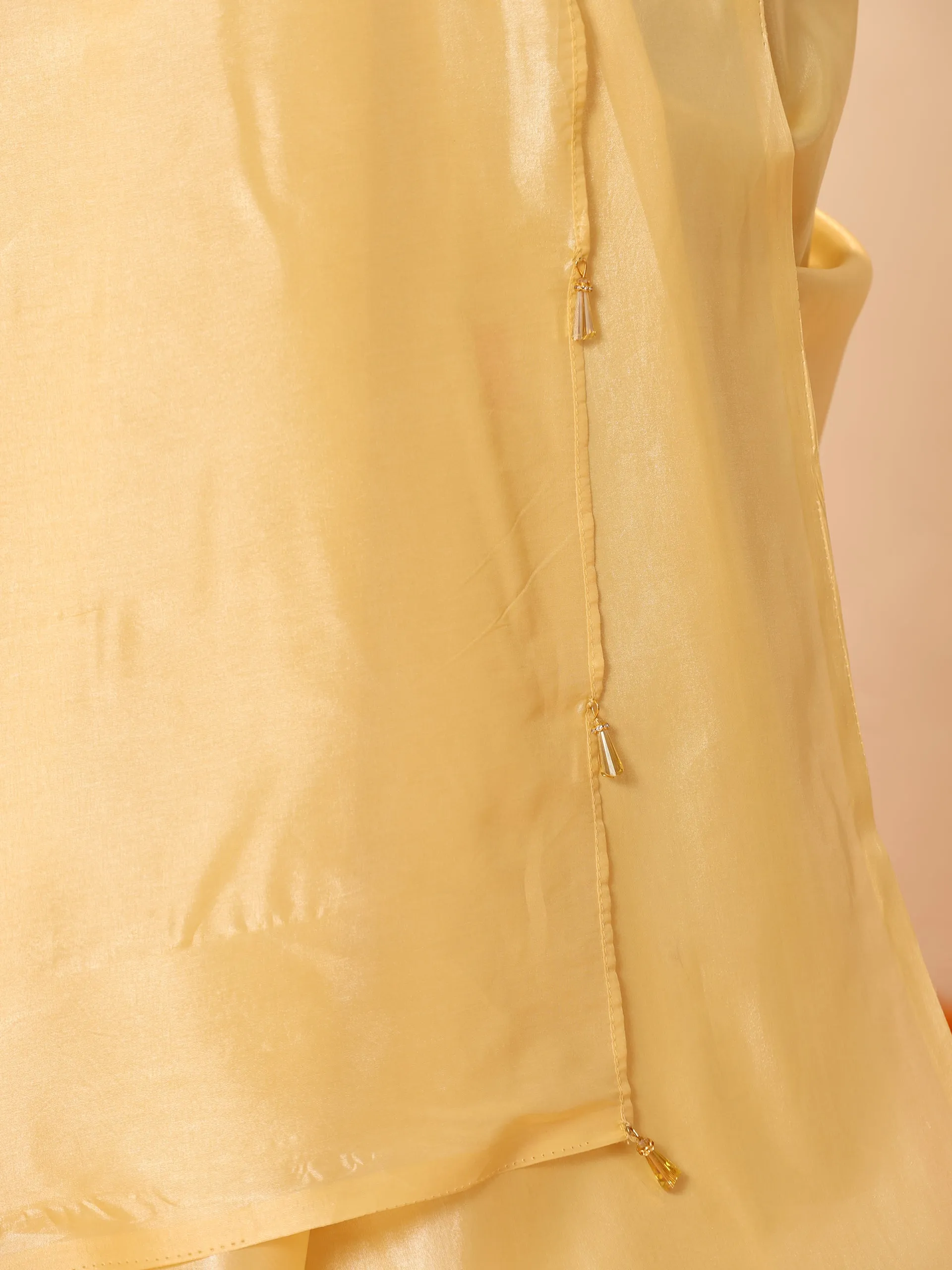 Flax Yellow Silken Saree with Jacqaurd Blouse Fabric