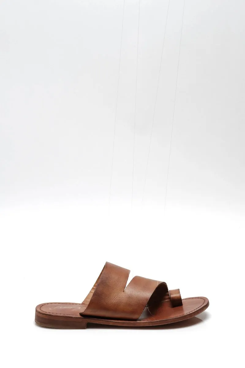 Free People - Abilene Toe Loop Sandals in Luggage