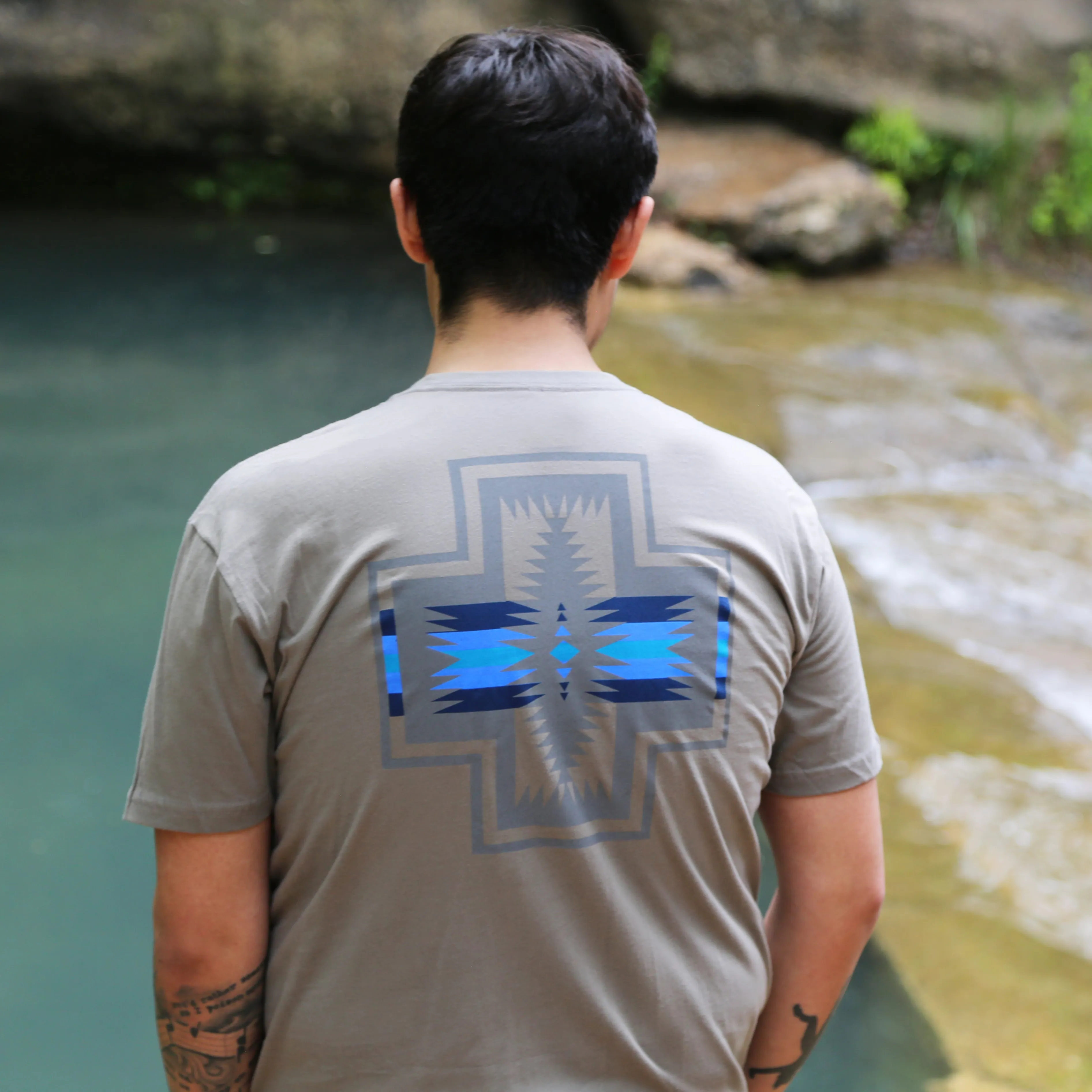 Harding Graphic Warm Grey/Blue Tee