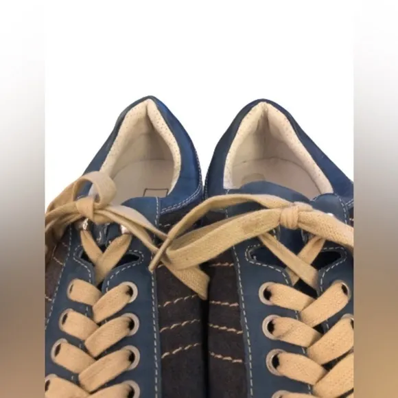 J&amp;M Johnston &amp; Murphy navy suede and leather lace up sneakers SIZE 8.5