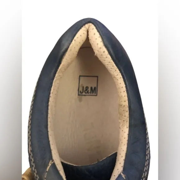 J&amp;M Johnston &amp; Murphy navy suede and leather lace up sneakers SIZE 8.5
