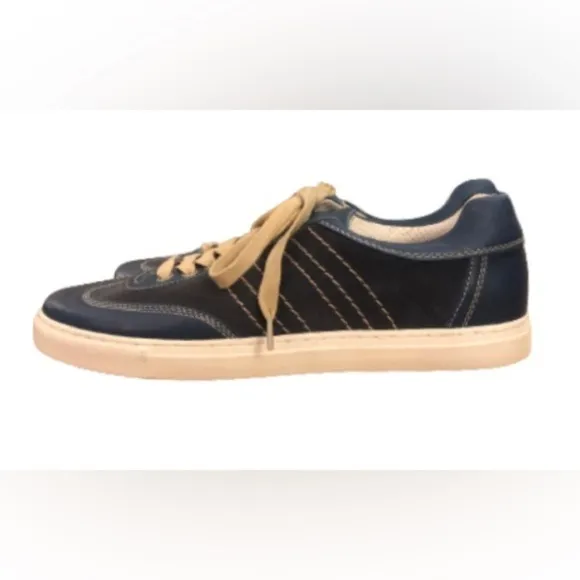 J&amp;M Johnston &amp; Murphy navy suede and leather lace up sneakers SIZE 8.5