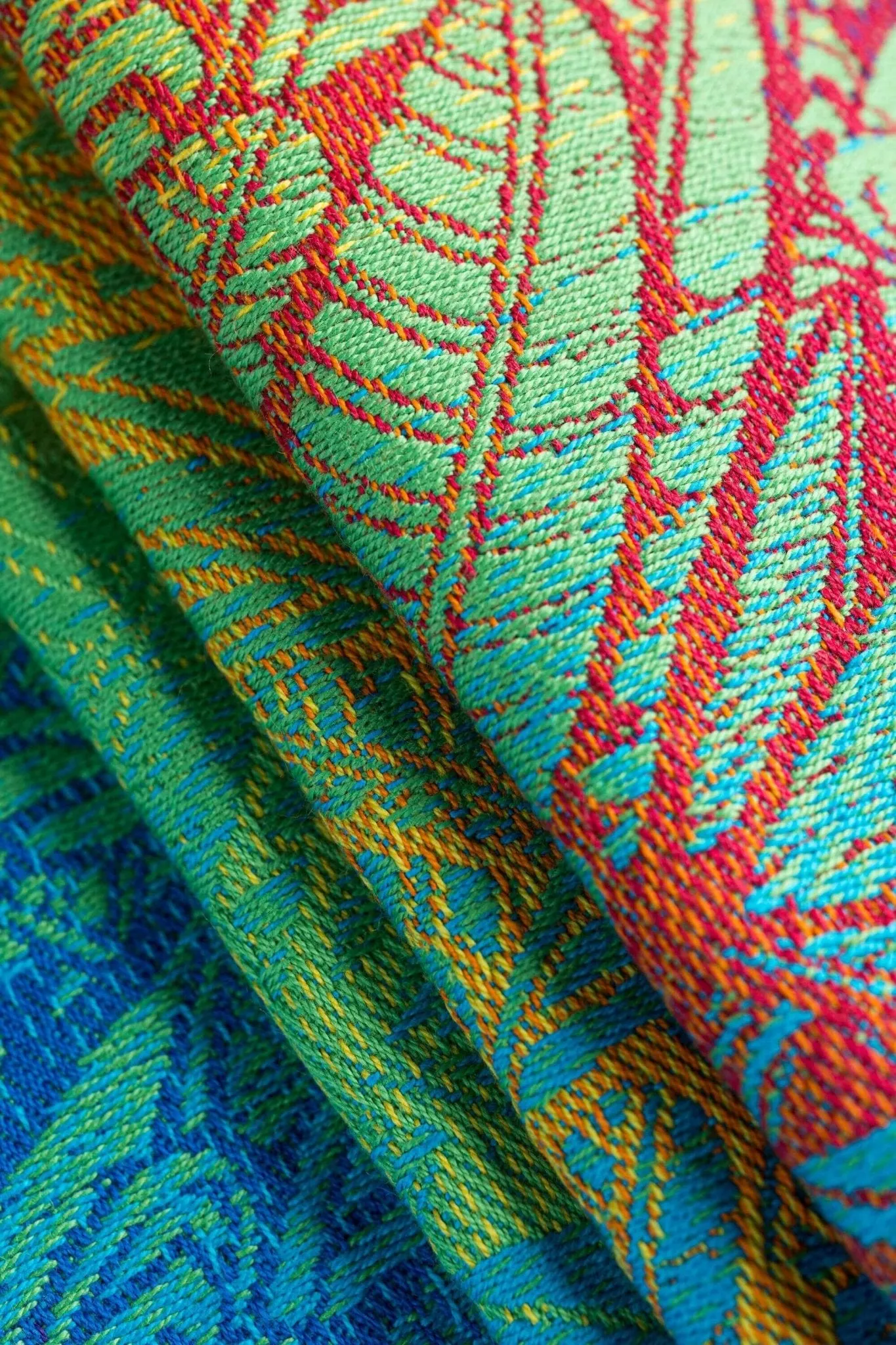 LennyLamb Onbuhimo Standard size Rainbow Wild Soul