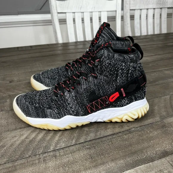 Nike Air Jordan Apex React Sneakers Sz 10.5