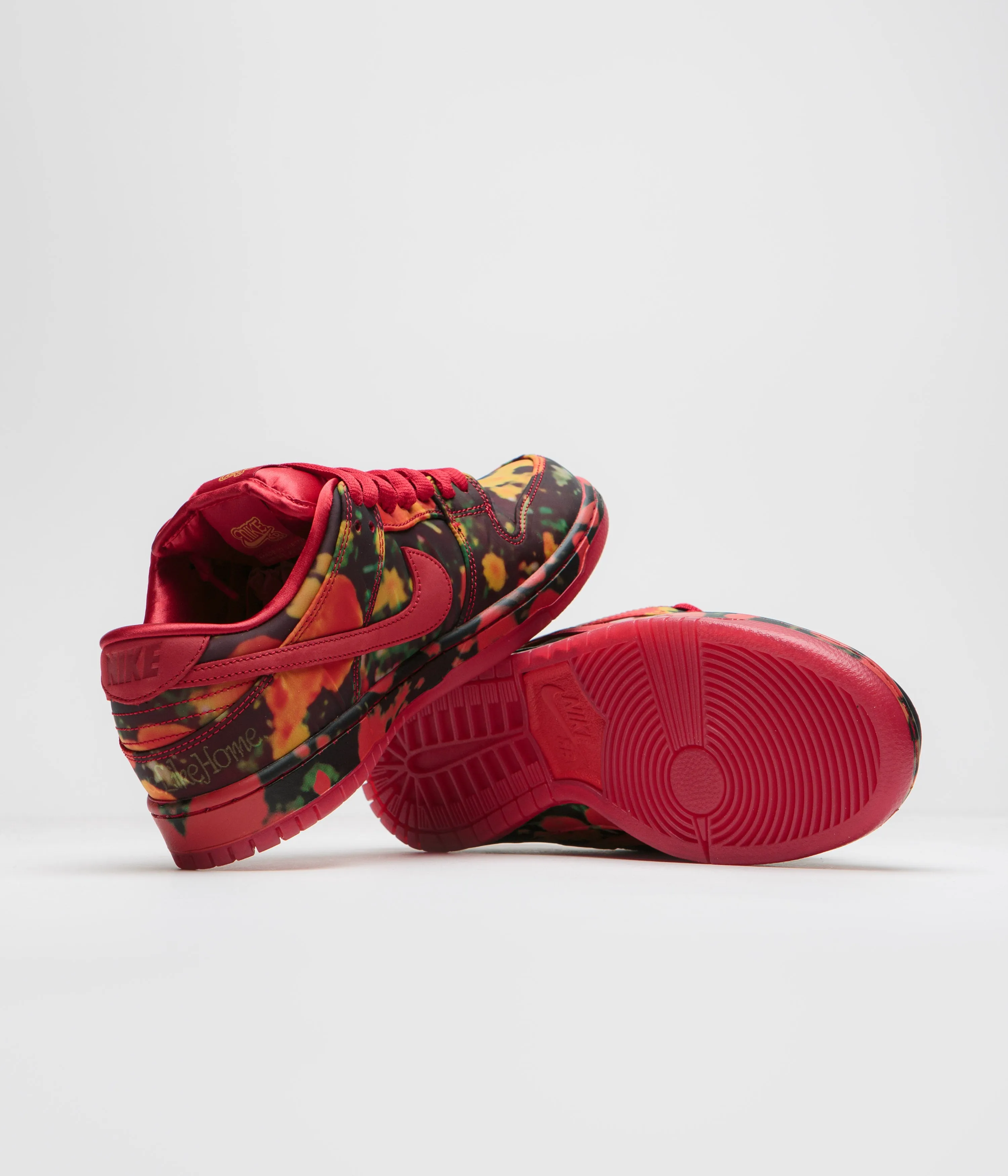 Nike SB x The Wizard of Oz Dunk Low Shoes - Varsity Red / University Gold
