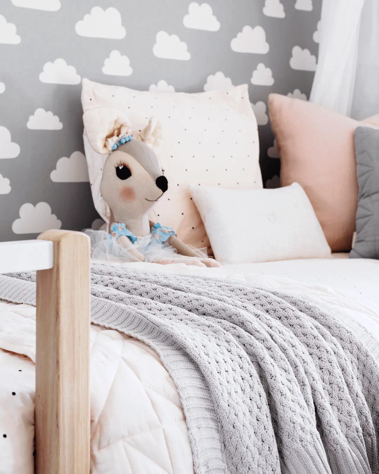 Snuggle Hunny Diamond Knit Baby Blanket - Warm Grey
