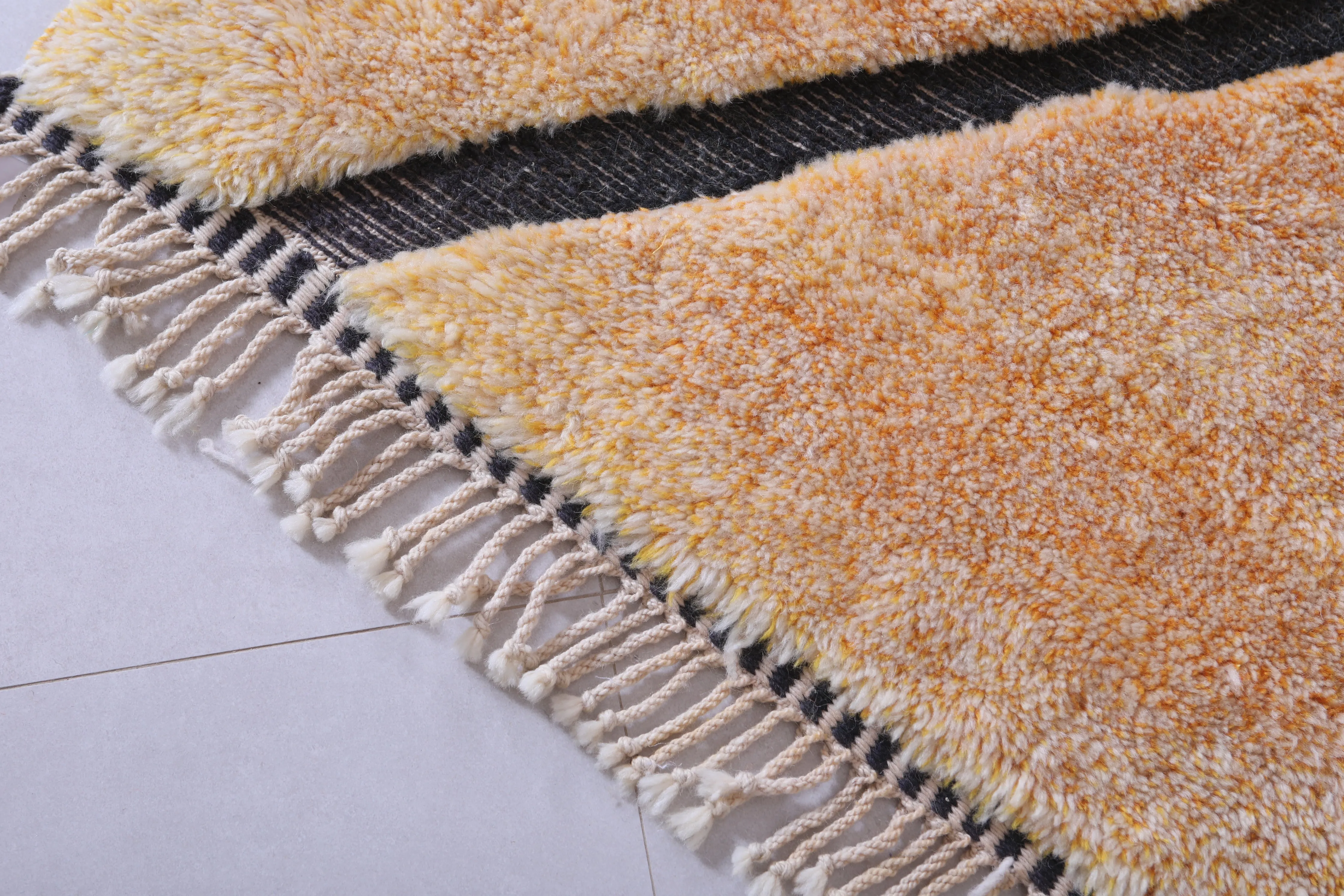 Warm Moroccan berber rug - Handmade Boujaad Rug- Custom Rug