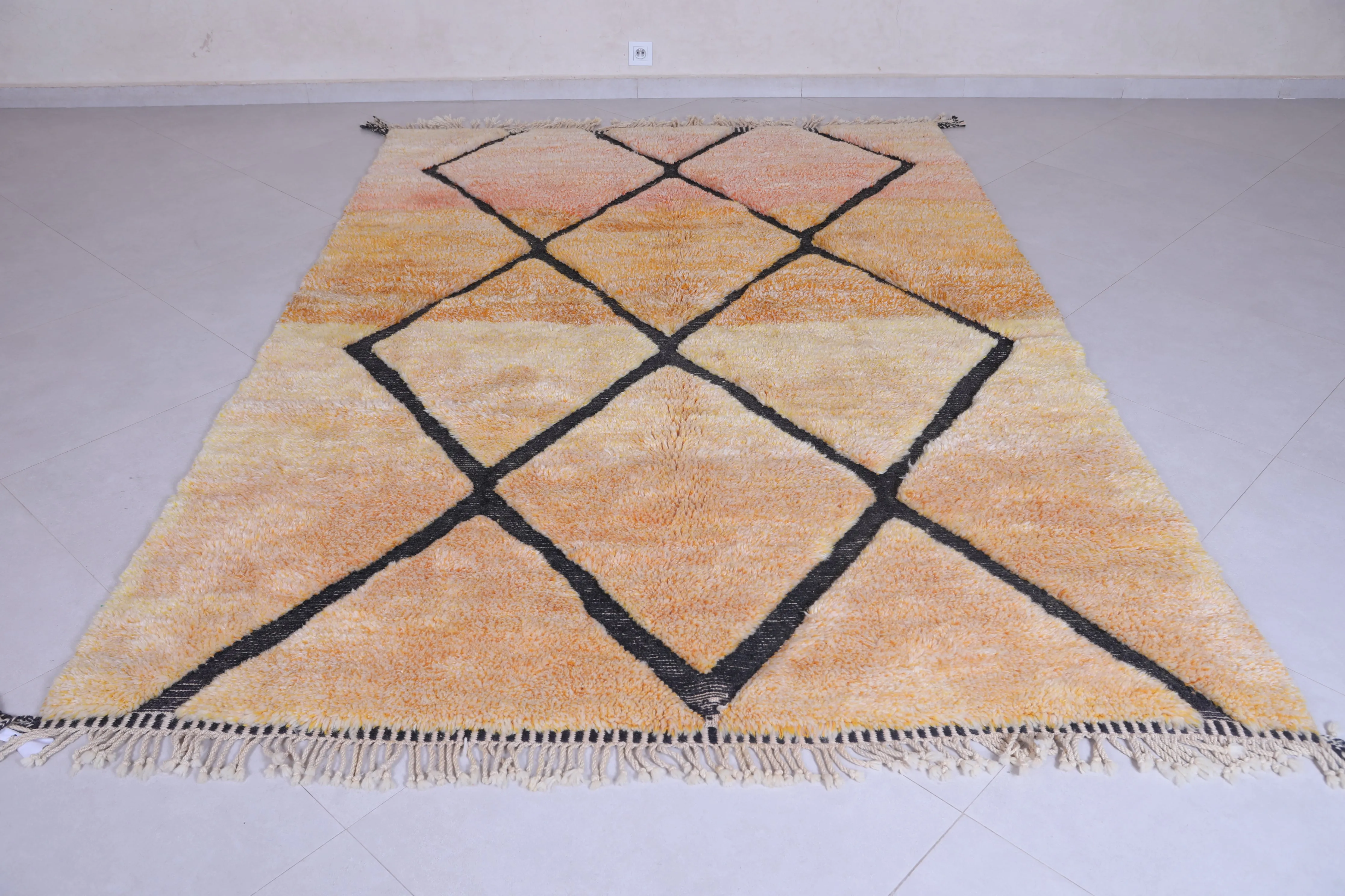 Warm Moroccan berber rug - Handmade Boujaad Rug- Custom Rug